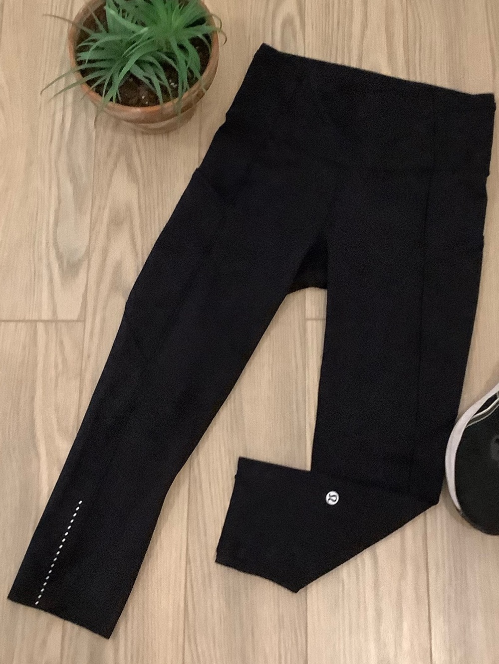 LULULEMON black cropped leggings❤️❤️❤️❤️